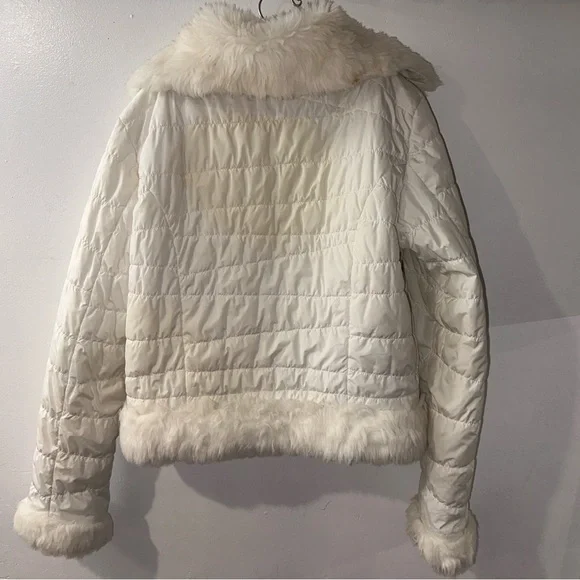 Winter Jacket - Picture 3 of 8